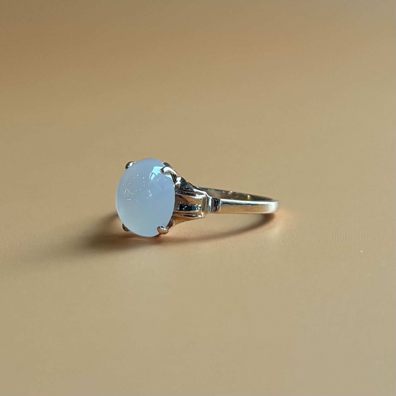 Victorian Oval Moonstone Solitaire Ring | 10k Yellow Gold | Vintage