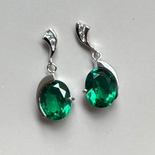  Emerald Oval Earrings