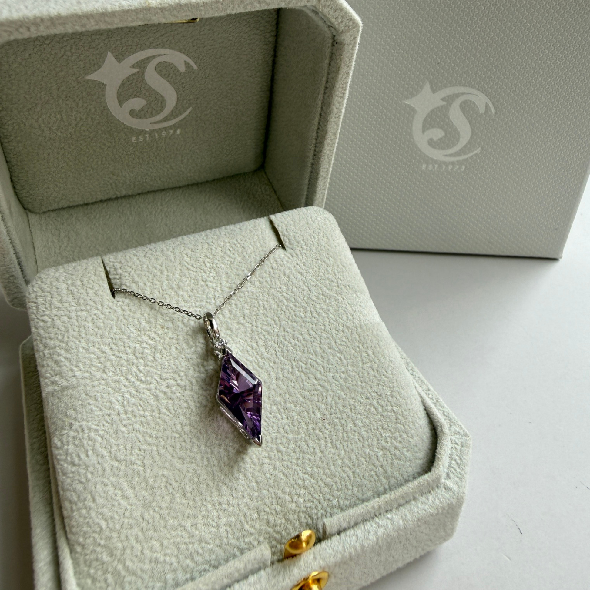 The Kite Cut Gemstone Necklace | Amethyst | Sterling Silver