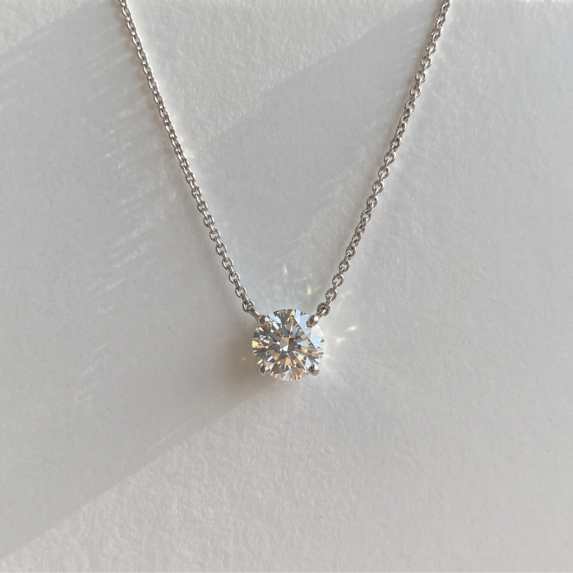 The Sol Necklace | Round Brilliant Cut