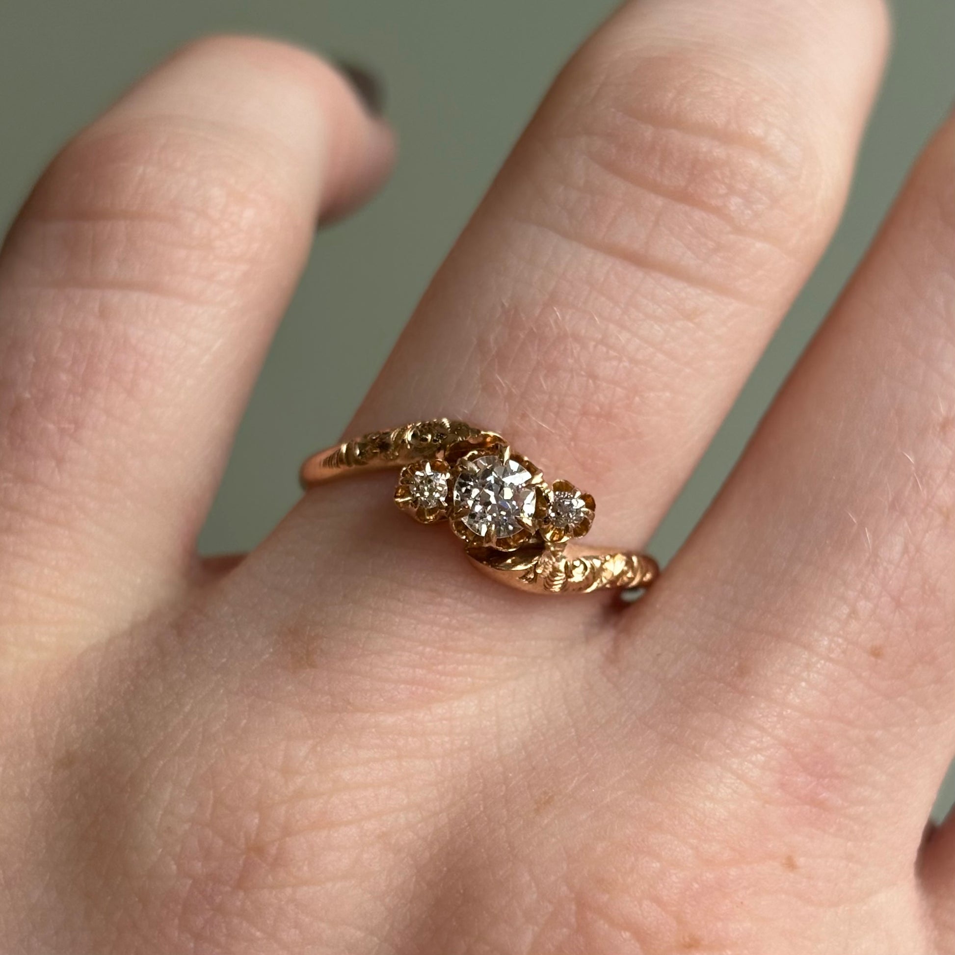 Victorian 0.30 CTW Diamond Ring | 10K Yellow Gold | Vintage