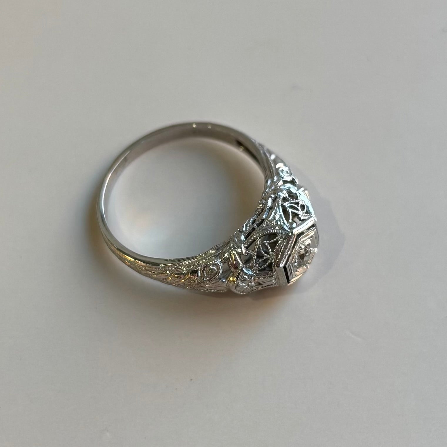 Art Deco Diamond Hexagonal Bezel Filigree Ring | 18k White Gold | Vintage