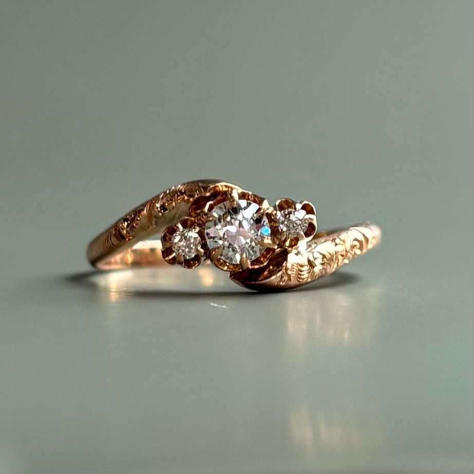 Victorian 0.30 CTW Diamond Ring | 10K Yellow Gold | Vintage