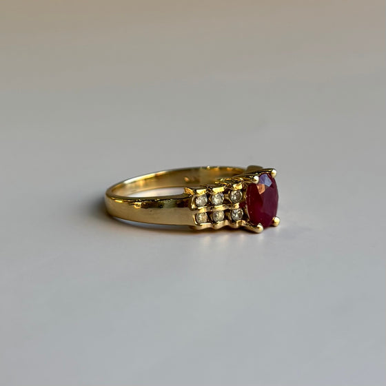Oval Ruby