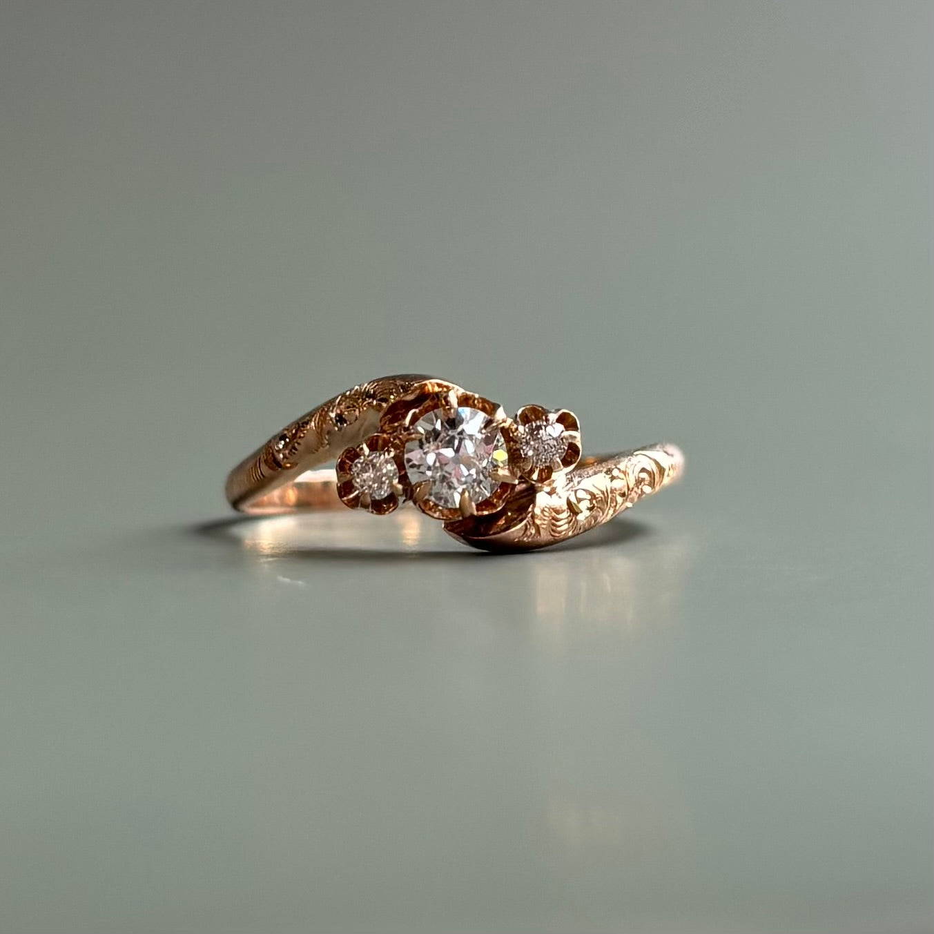 Victorian 0.30 CTW Diamond Ring | 10K Yellow Gold | Vintage