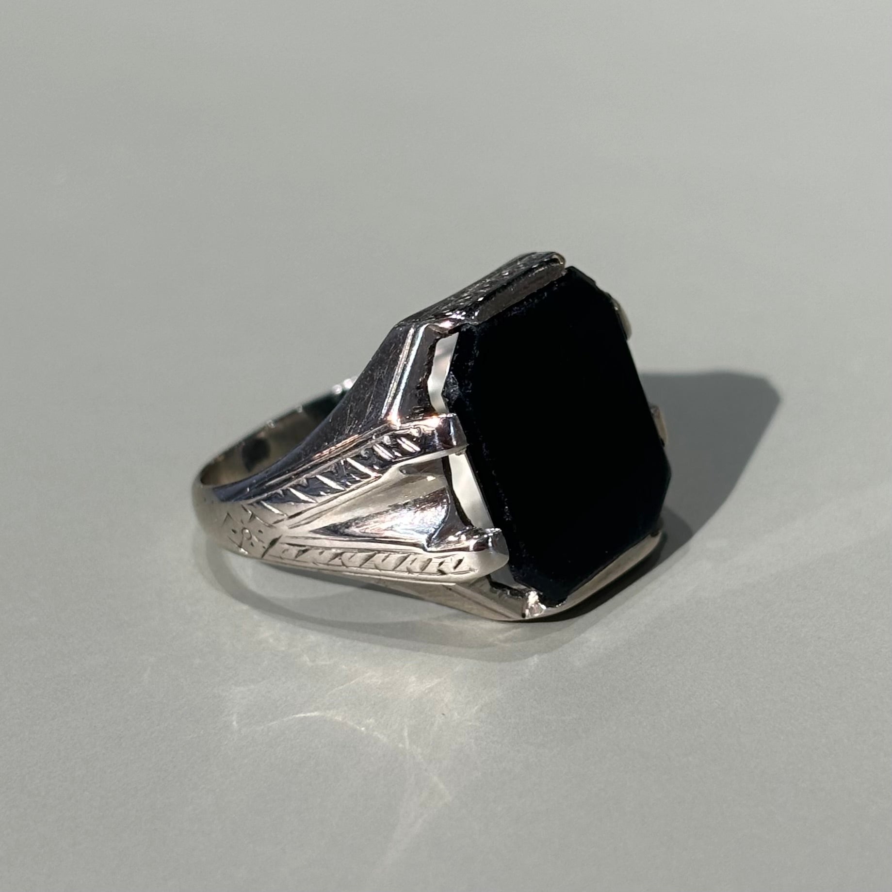 Art Deco Black Onyx Ring | 10k White Gold Hand-Engraved | Vintage