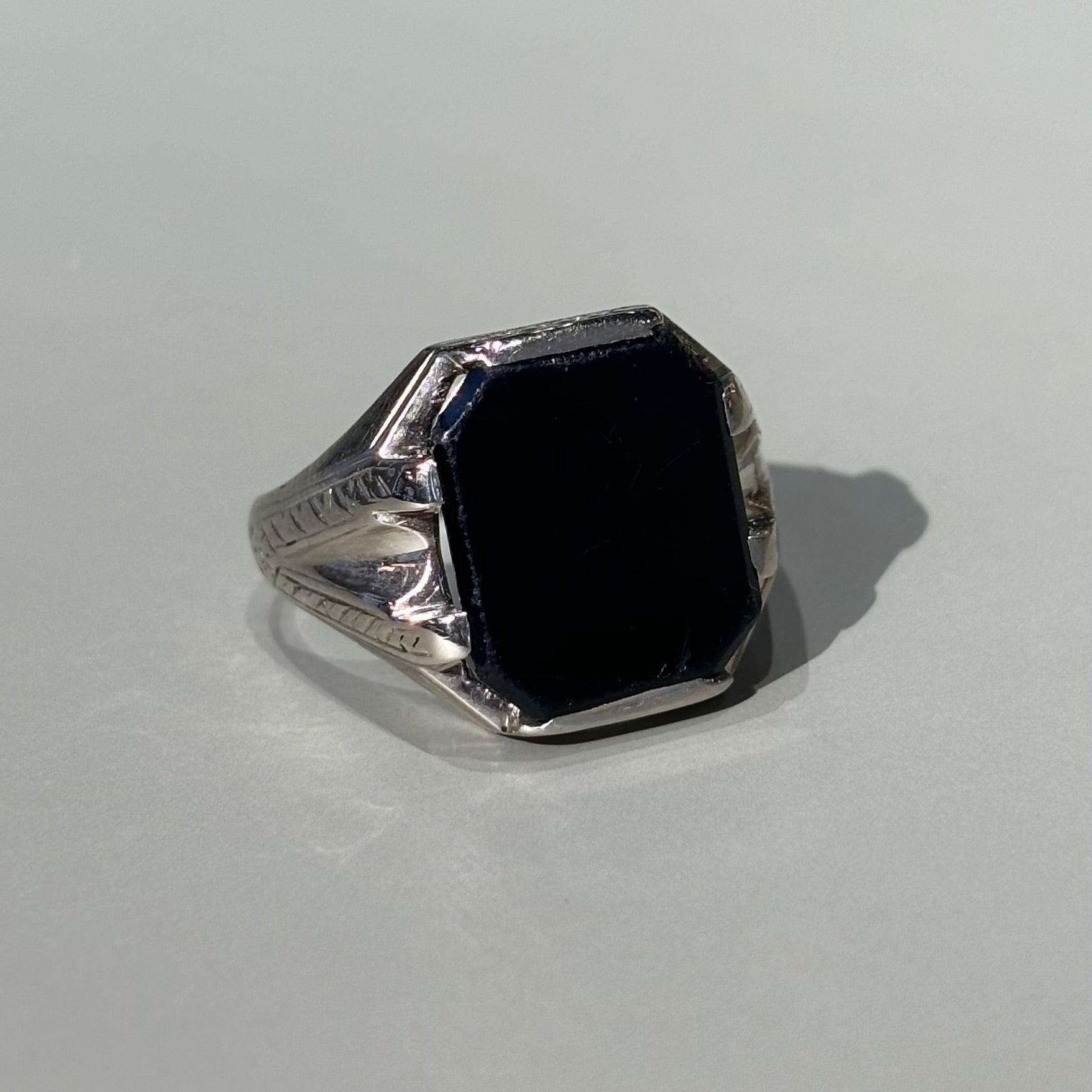 Art Deco Black Onyx Ring | 10k White Gold Hand-Engraved | Vintage