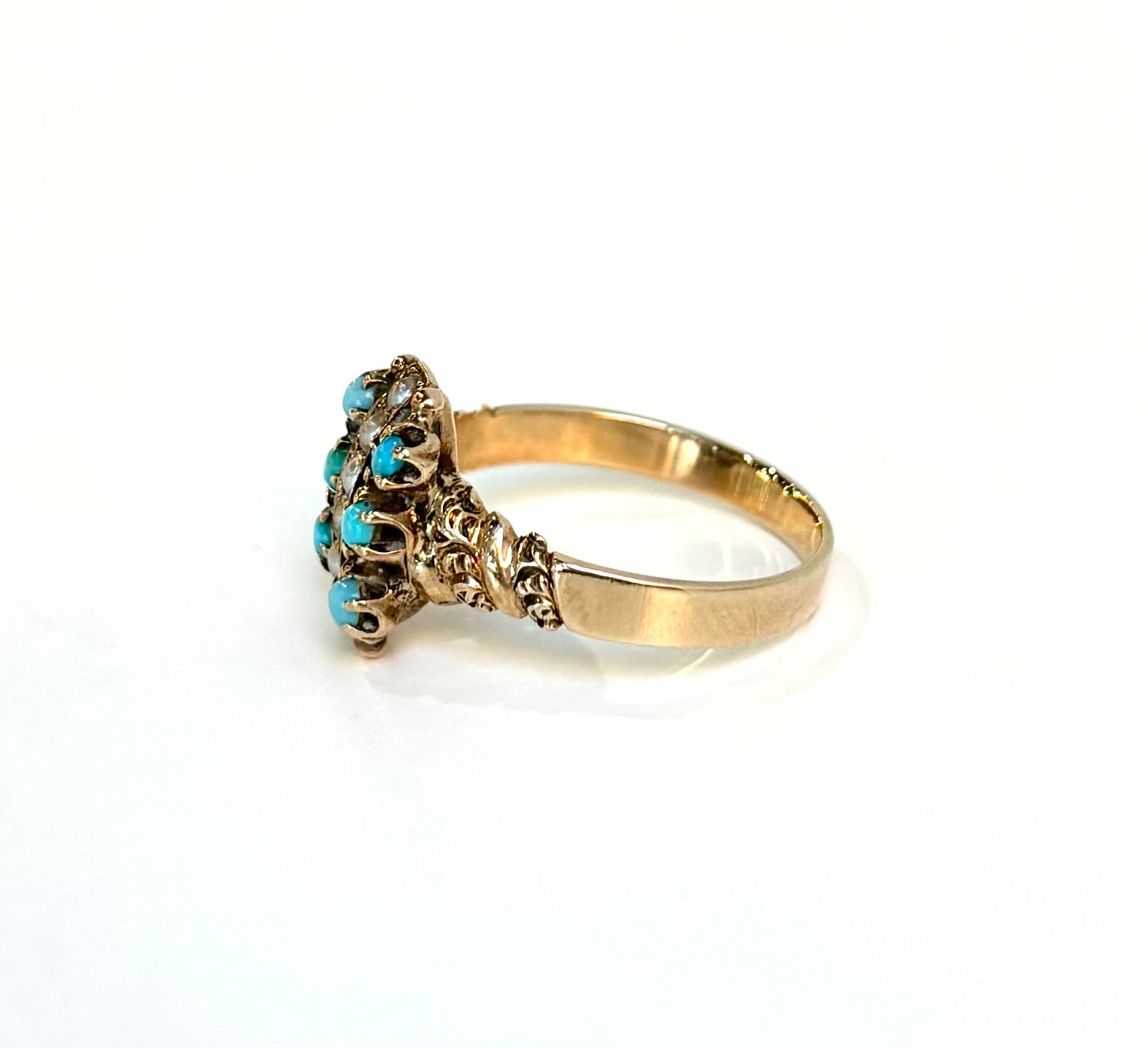 Turquoise and Pearl Ring | 10K Yellow Gold | Vintage