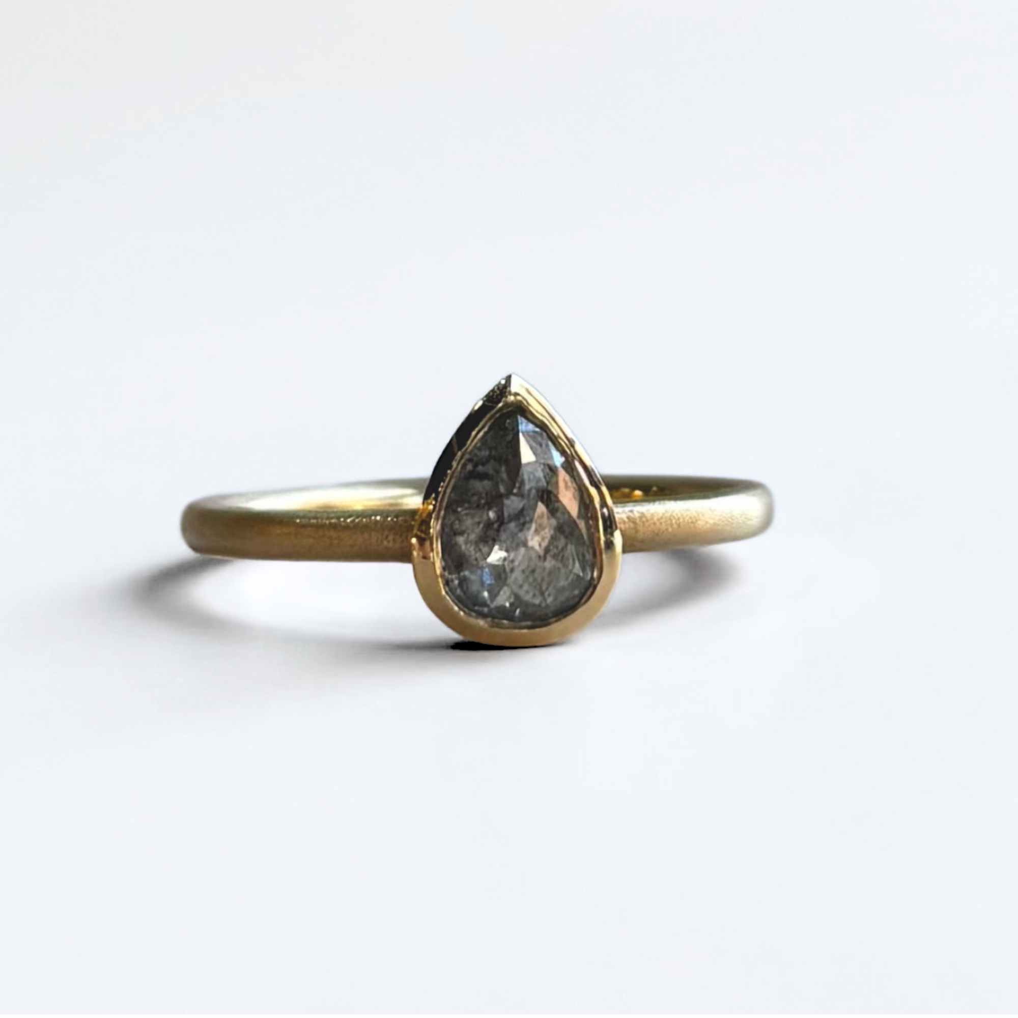 0.80CT Pear-shaped Salt and Pepper Diamond Ring | 14K Yellow Gold