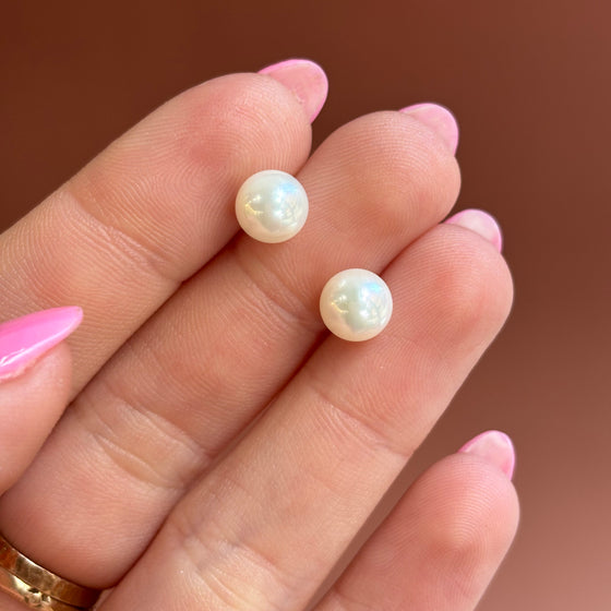 Pearl Studs