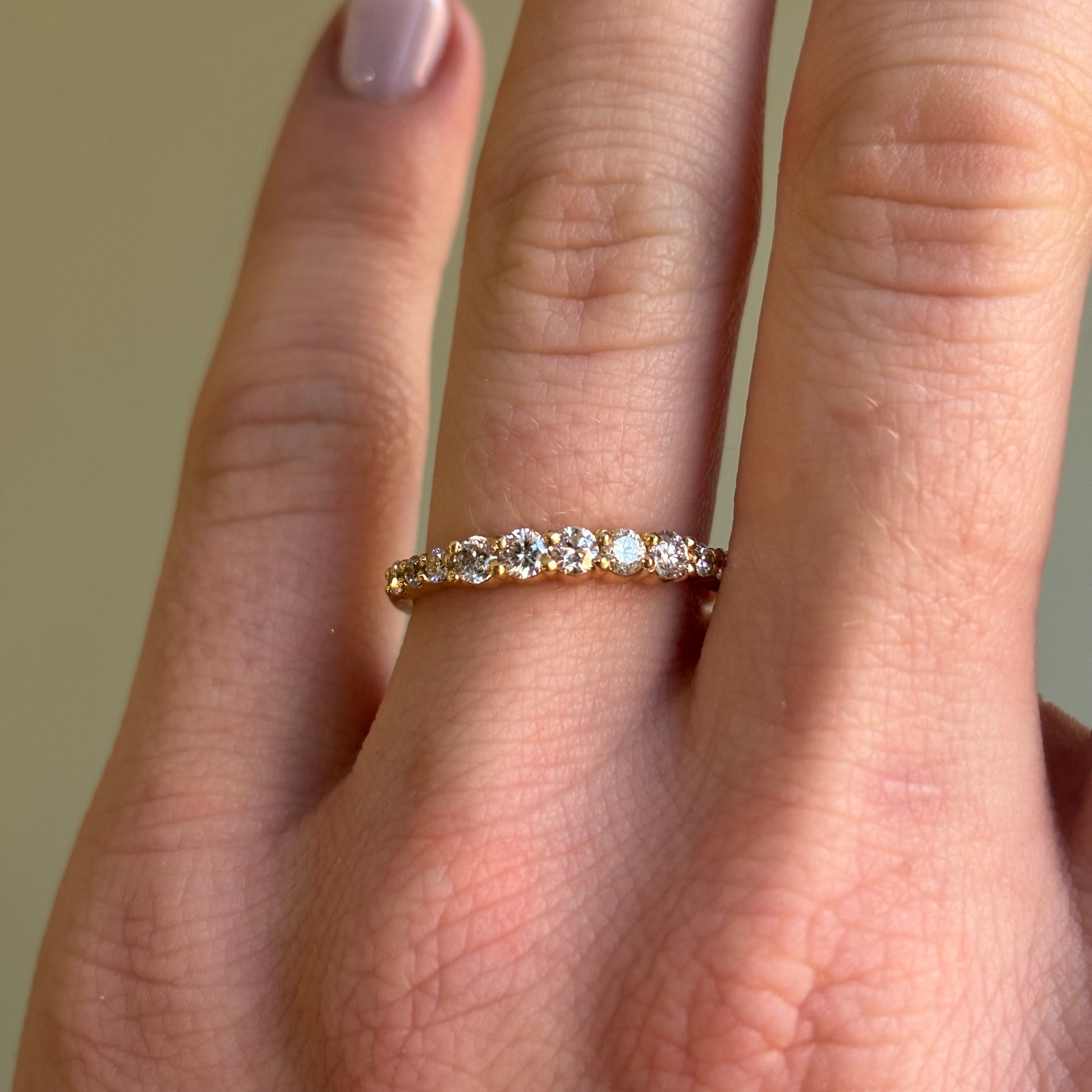 0.50 CTW Natural Diamond Graduated Band | 14K Yellow Gold