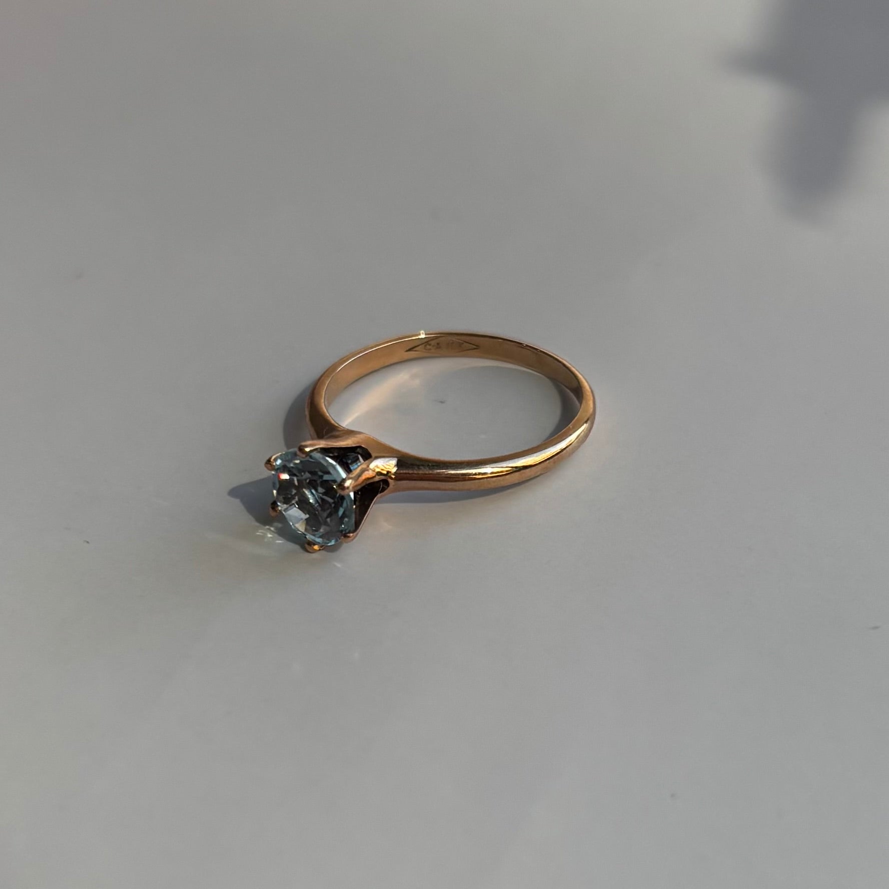 Aquamarine Solitaire Ring | 10K Yellow Gold | Vintage