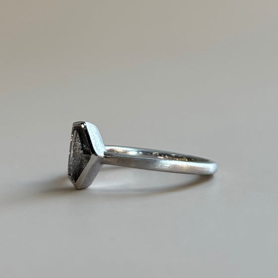 Half-Hex Salt and Pepper