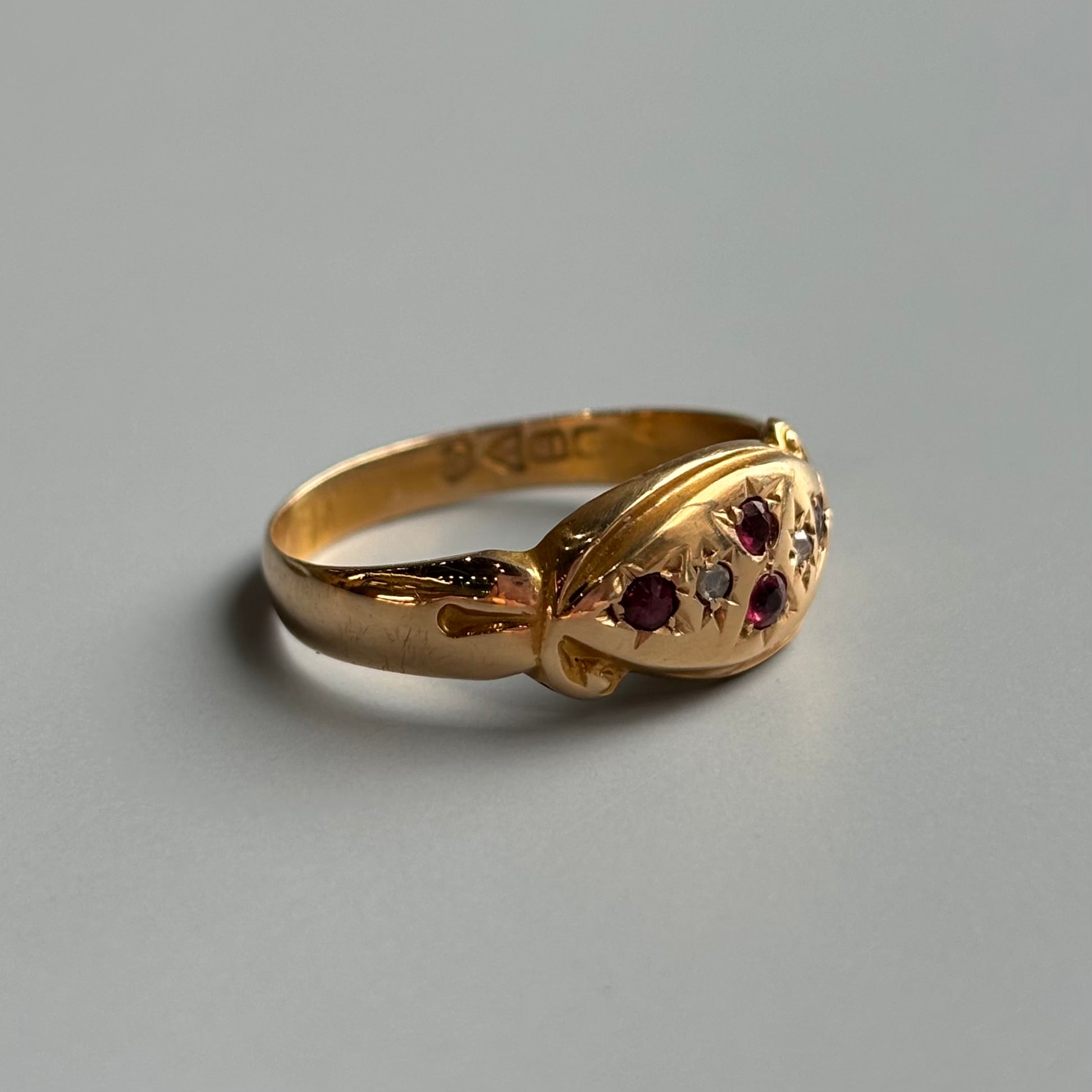 Ruby & Diamond Gypsy Star Ring | 18K Yellow Gold | Vintage