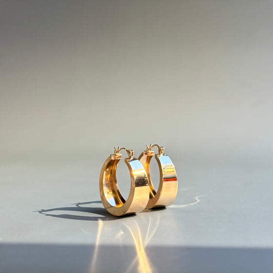 Wide Hoops