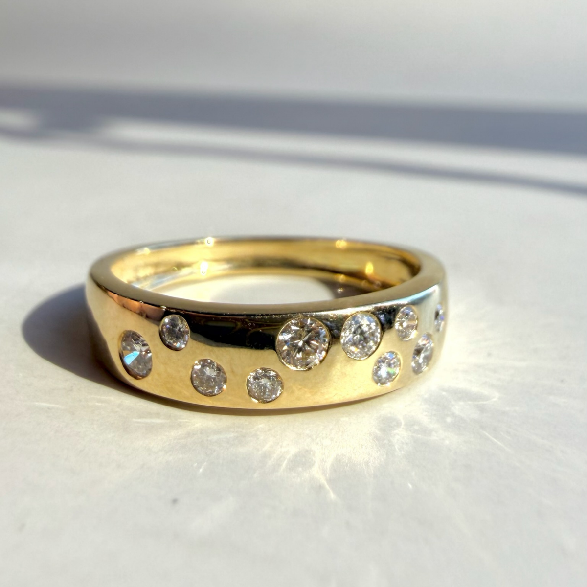 Flush Set Scattered Diamond Band