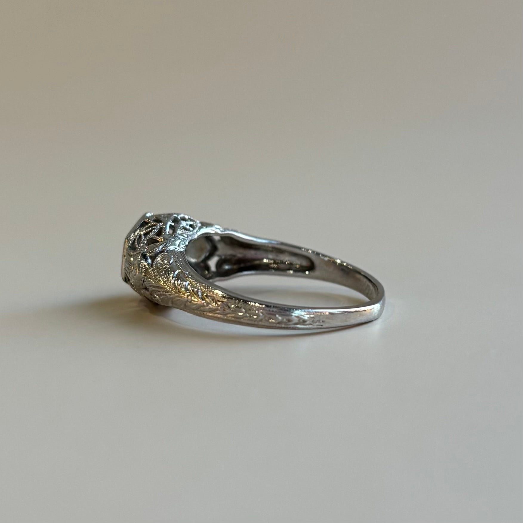 Art Deco Diamond Hexagonal Bezel Filigree Ring | 18k White Gold | Vintage