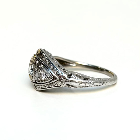 Art Deco Diamond Ring .25 ct - Circa 1930