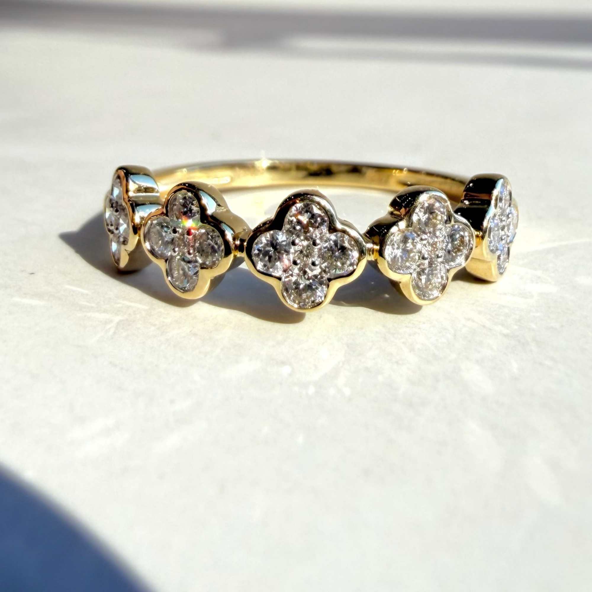 Five Clover Band | Earth-Mined Diamond