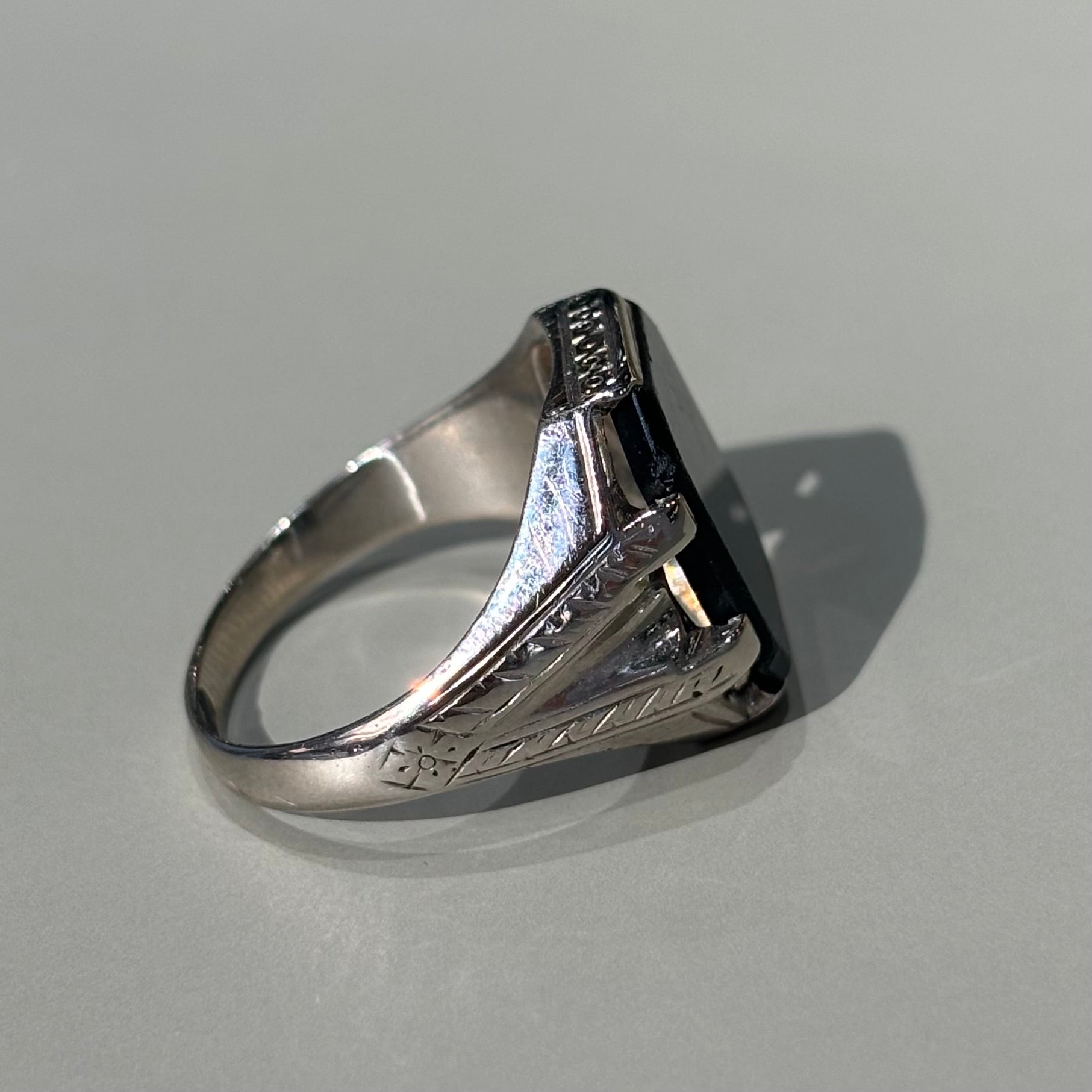 Art Deco Black Onyx Ring | 10k White Gold Hand-Engraved | Vintage