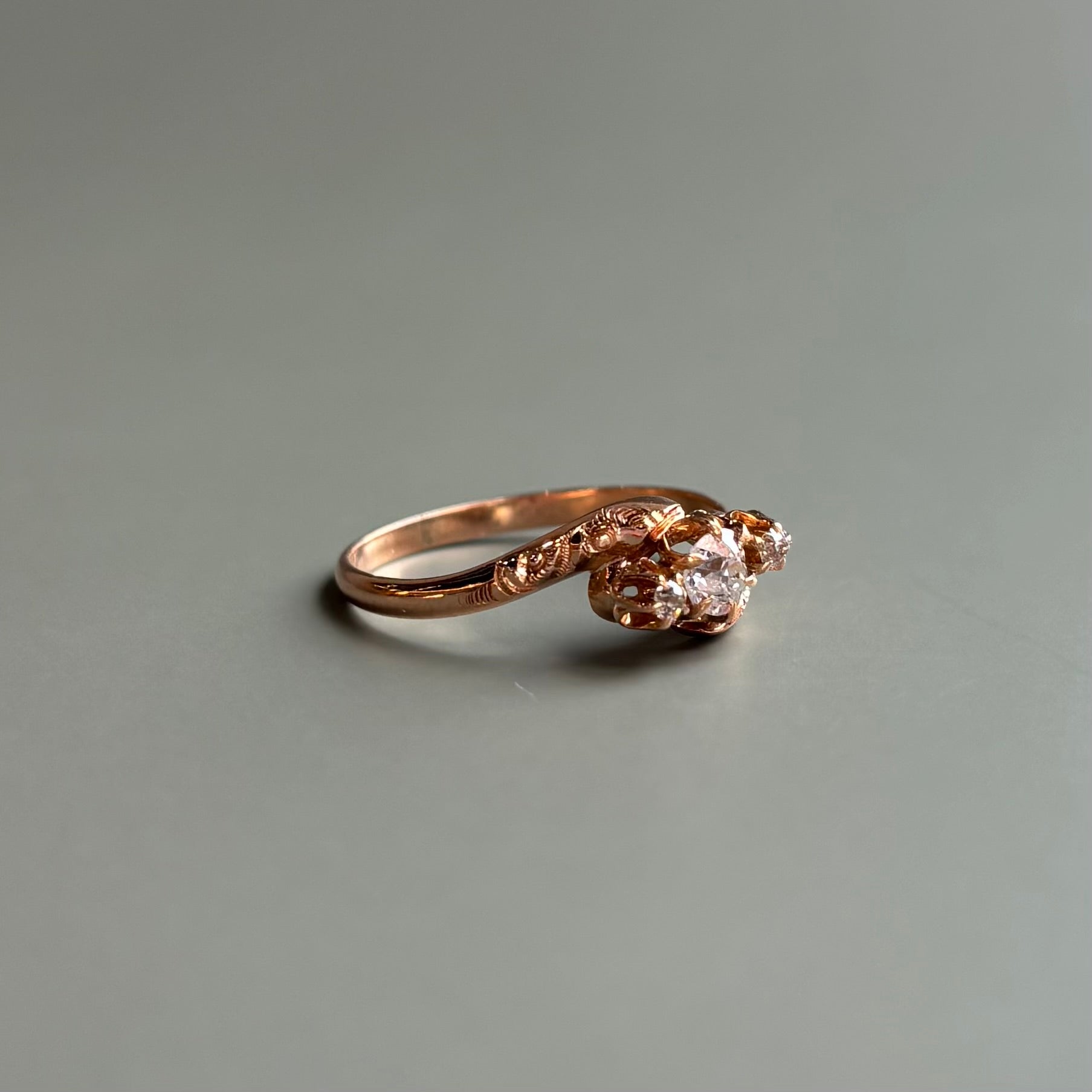 Victorian 0.30 CTW Diamond Ring | 10K Yellow Gold | Vintage