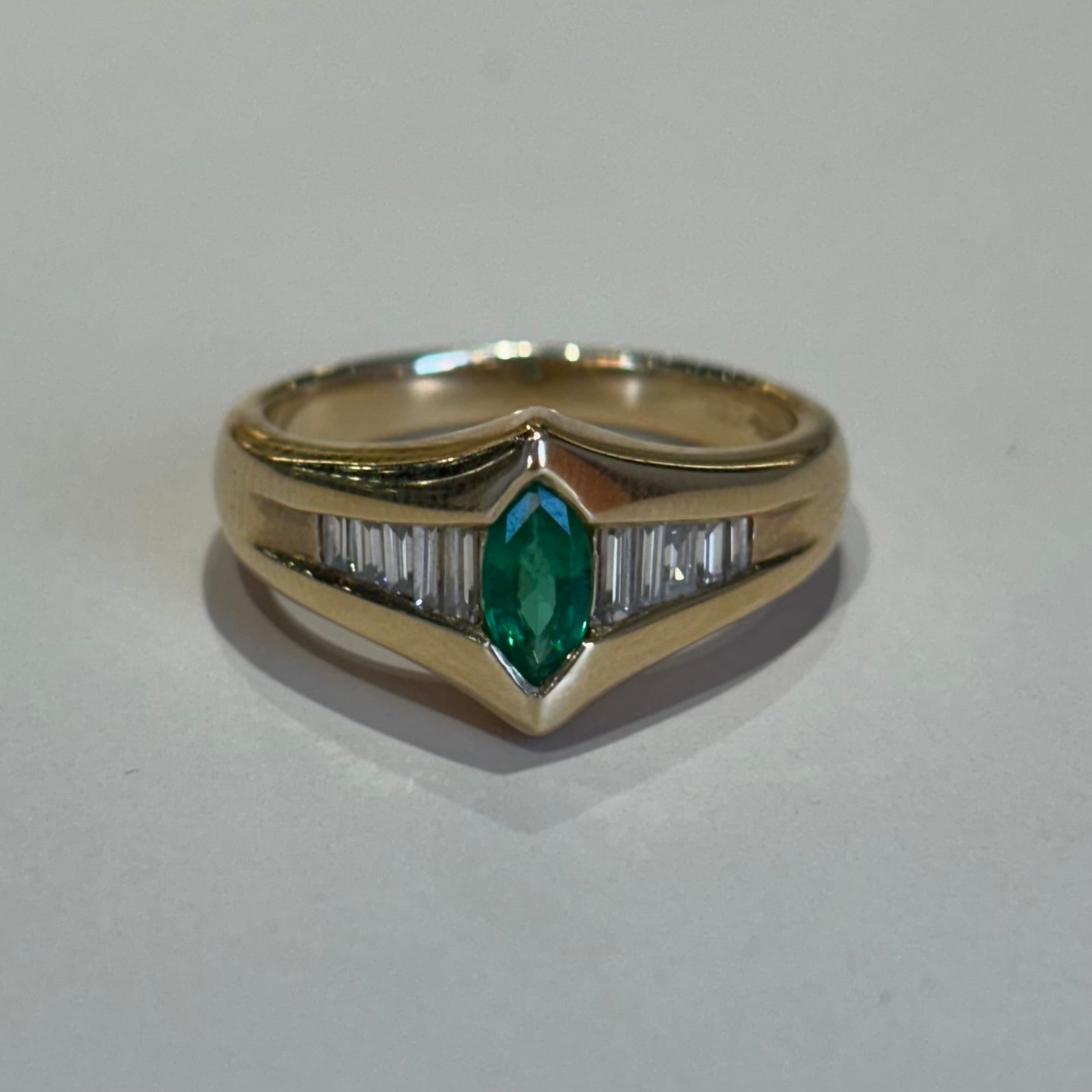 Retro Marquise Emerald & Diamond Baguette Ring | 14k Yellow Gold | Vintage
