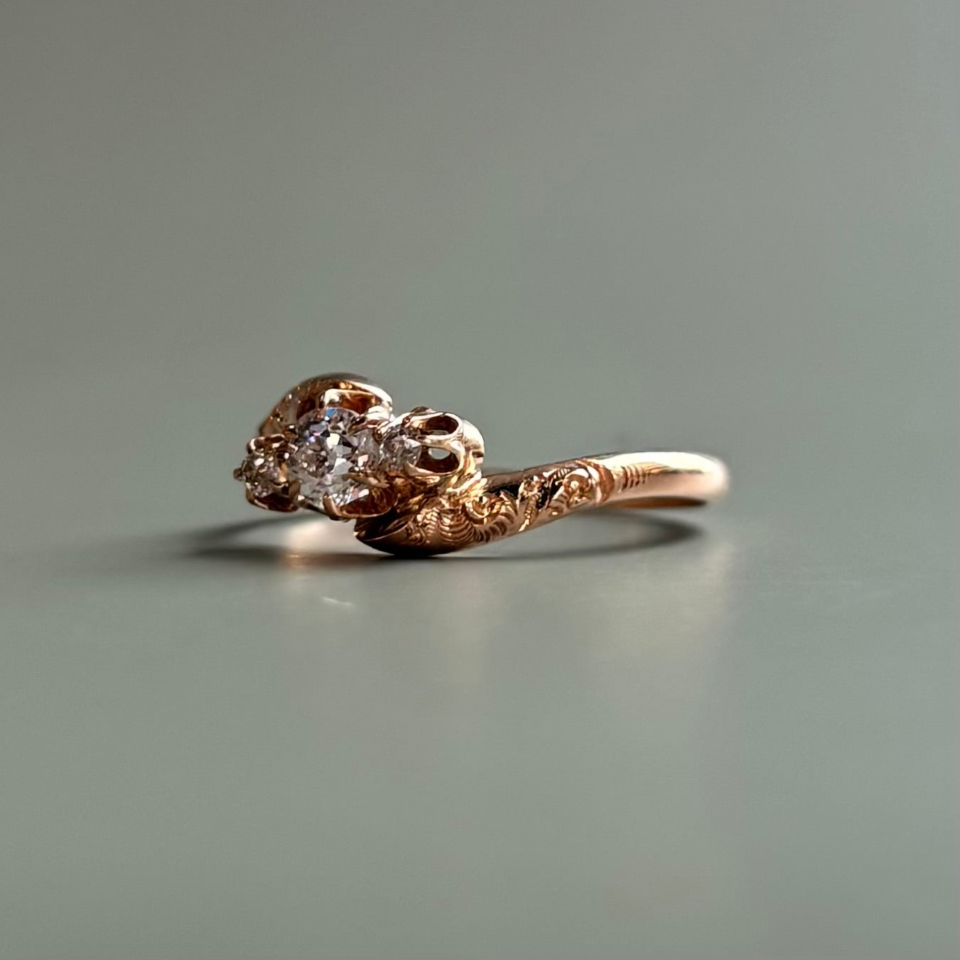 Victorian 0.30 CTW Diamond Ring | 10K Yellow Gold | Vintage