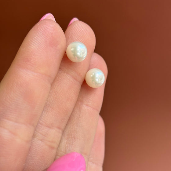 Pearl Studs
