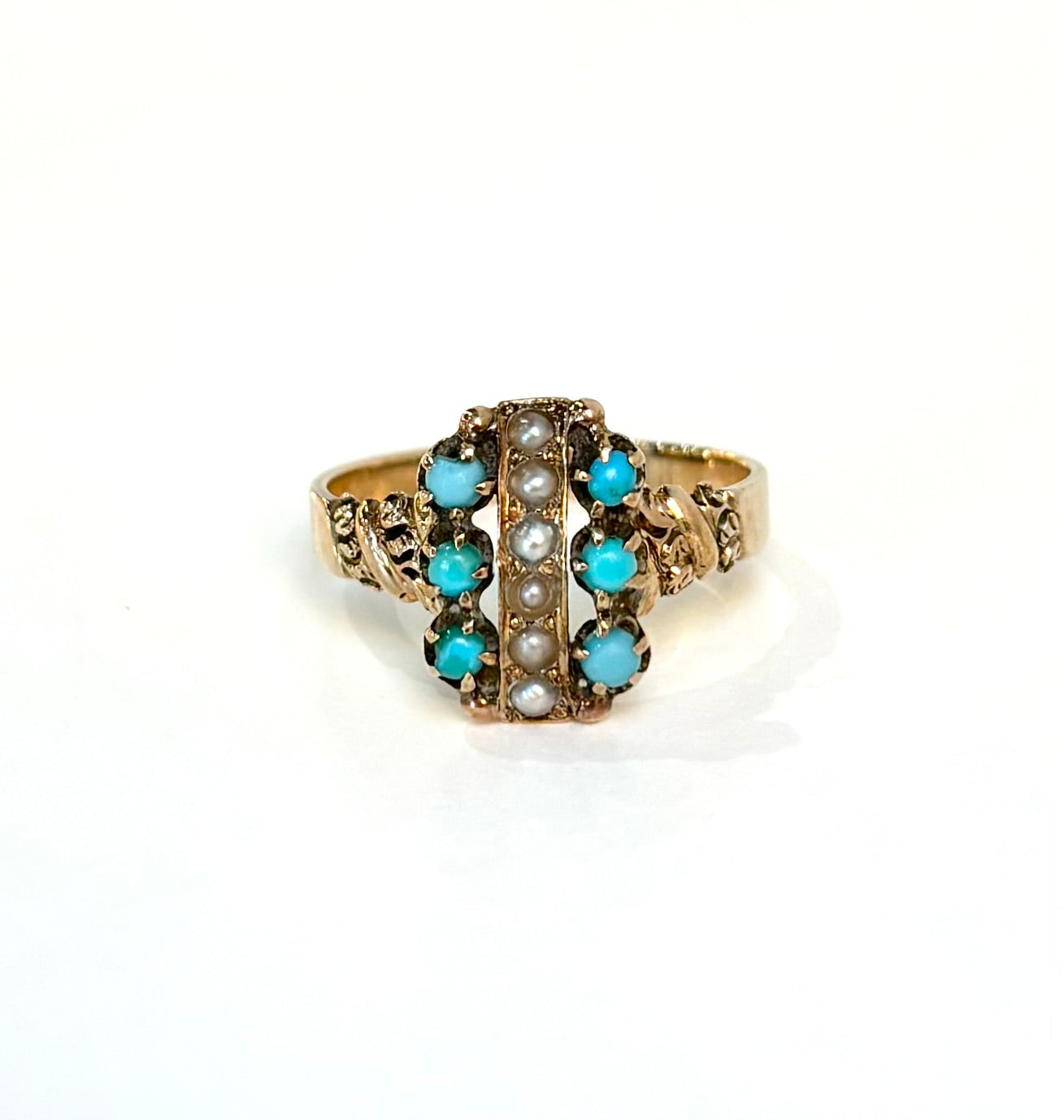 Turquoise and Pearl Ring | 10K Yellow Gold | Vintage