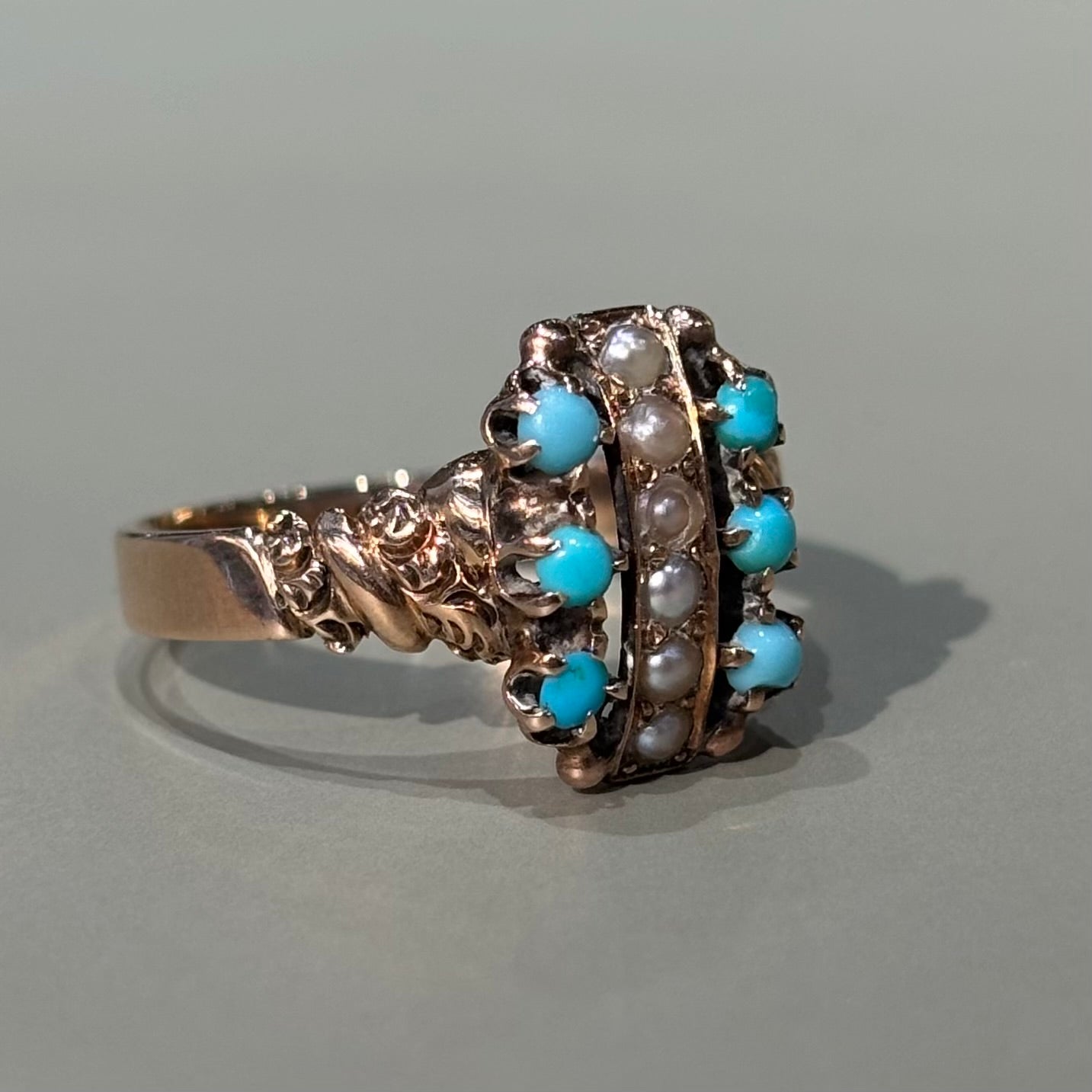 Turquoise and Pearl Ring | 10K Yellow Gold | Vintage