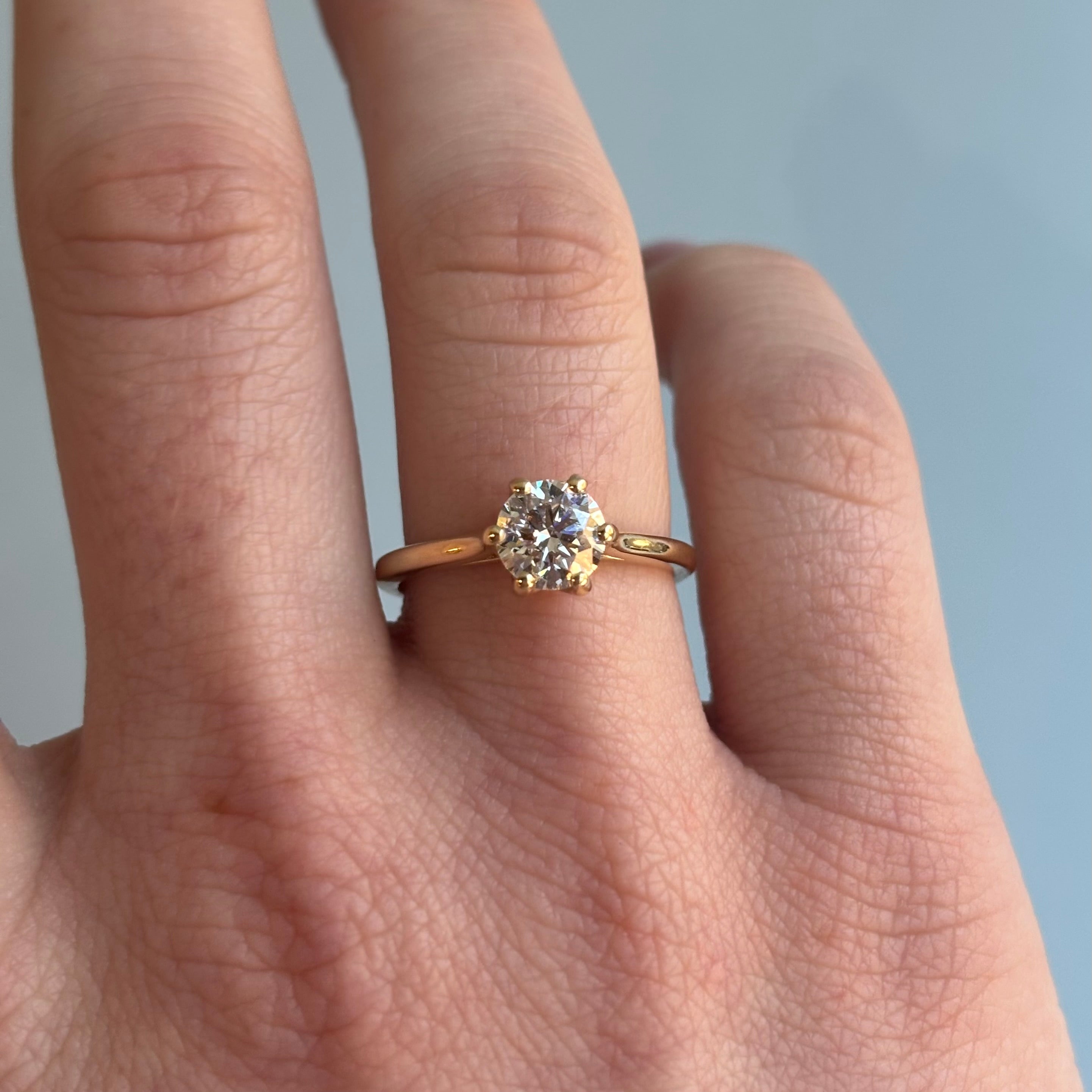 Lotus Flower Lab-Grown Diamond Solitaire | 1.02 CT | 14K Yellow Gold | D Color, VVS2 Clarity