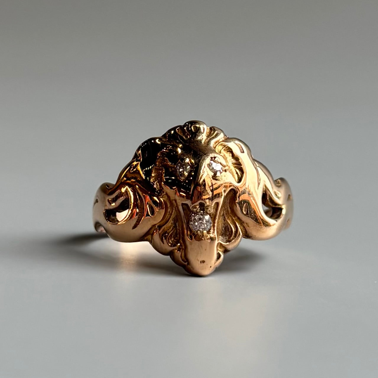 The Lion Ring | 14K Yellow Gold | Vintage