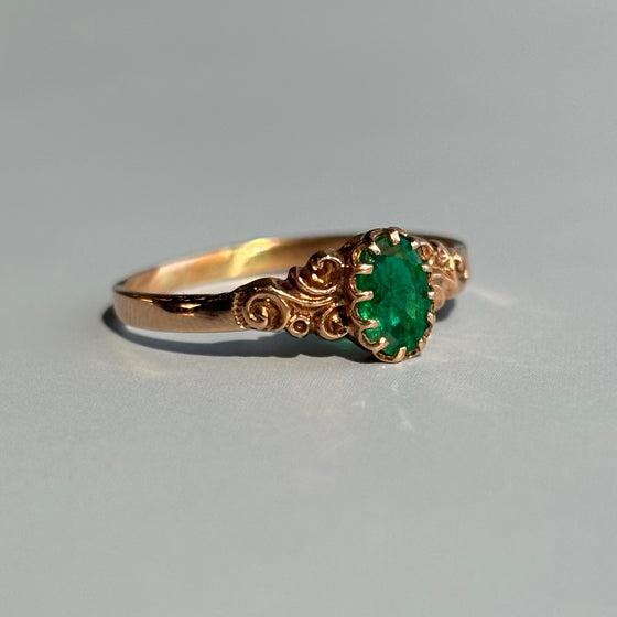 Oval Emerald Solitaire