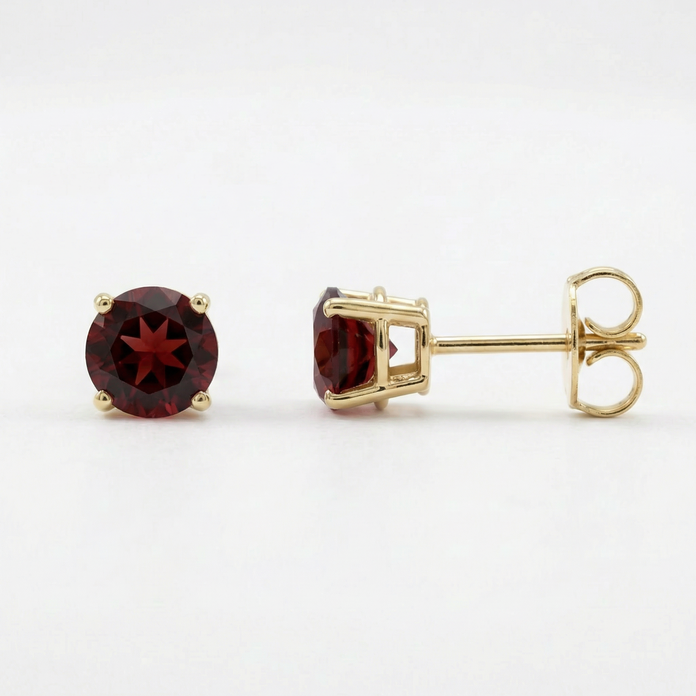 The Everyday Stud | Garnet