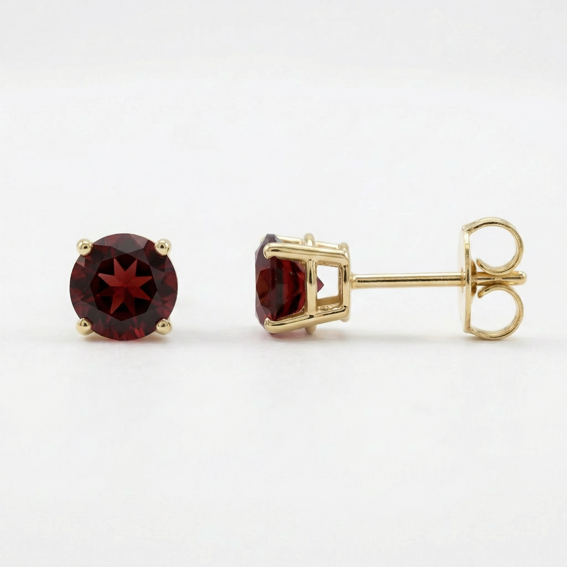The Everyday Stud | Garnet