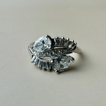  Antique Pear Shaped Diamond Fashion Ring